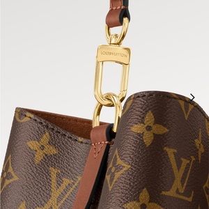 I’m selling my LV NeoNoe MM M44887.